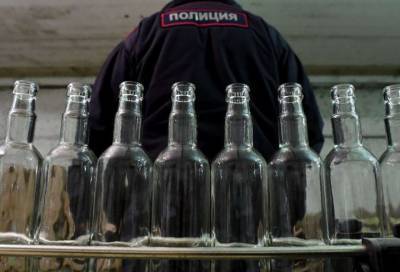 Предприниматель из Выборга прятал 30 тонн нелегального алкоголя в пяти гаражах