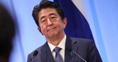 Абэ сожалеет, что не успел подписать мирного договора с Россией