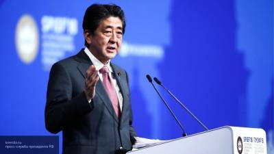 Абэ официально покидает премьерский пост