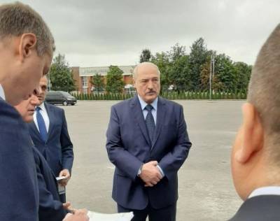 Лукашенко: За свое мнение в Белоруссии не начнут «ломать людей»
