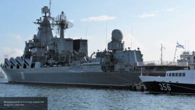 Крейсер "Варяг" и АПЛ "Омск" выполнили ракетные стрельбы в Беринговом море