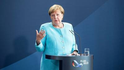 Меркель выступила против заморозки проекта «Северный поток — 2»