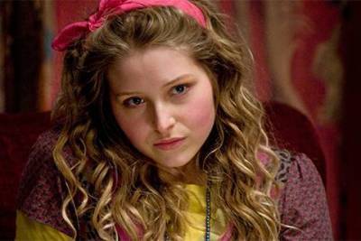 Звезда "Гарри Поттера" Джесси Кейв рассказала, что была изнасилована в возрасте 14 лет