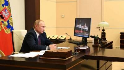 Путин обсудил с Совбезом РФ обстановку в Белоруссии