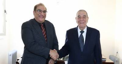 Сайдулло Хайруллоев и посол Пакистана в Таджикистане обменялись мнениями по вопросам дружественных и культурных связей