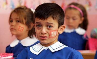 Duvar (Турция): сцена «сексуального насилия» в книге для детей Мусы Динча - inosmi.ru - Турция