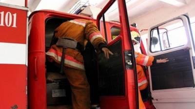 Два пожарных поезда направили для тушения 12 построек в Оренбургской области