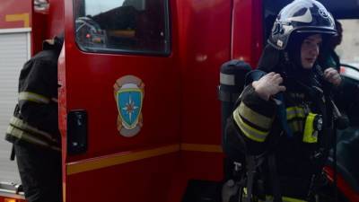 Видео из квартиры в Петербурге, где спасатели нашли двух истощенных детей