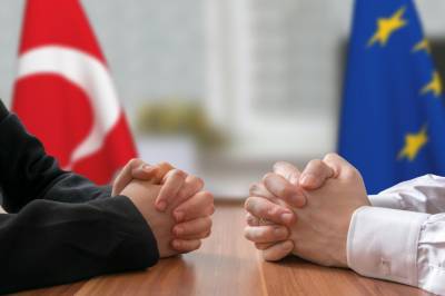 ЕС угрожает ввести санкции против Турции