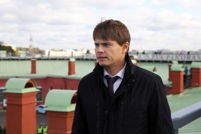 «Опоздали на 2,5 месяца»: депутат Боярский отреагировал на открытие фуд-кортов в Петербурге