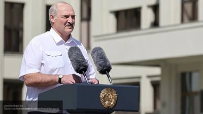 Лукашенко: Запад хочет использовать Белоруссию как трамплин в Россию