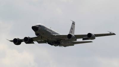 Американский RC-135 вновь перехвачен российским Су-27 над Черным морем