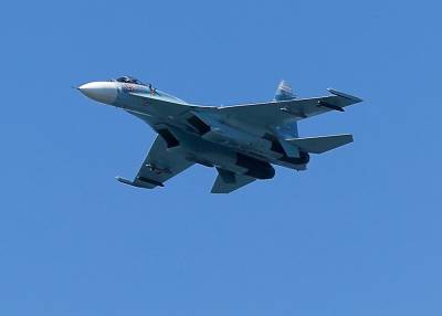 Истребитель РФ перехватил самолет-разведчик США над Черным морем