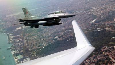 Турция «перехватила» шесть F-16 ВВС Греции над Средиземным морем