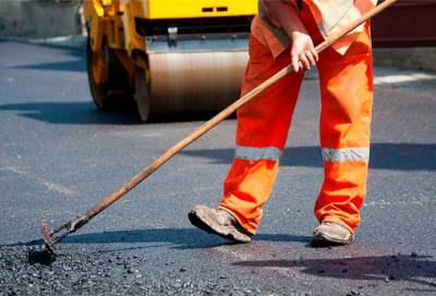 Дорожные работы ограничат скорость на федеральных трассах в Ленобласти 29 августа