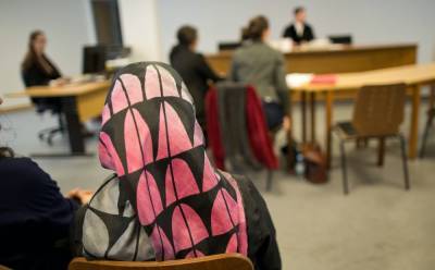 Суд назвал незаконным запрет на ношения хиджаба для учителей в Берлине
