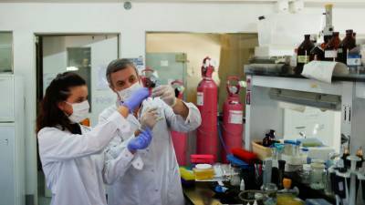 Число случаев коронавируса в Аргентине достигло 392 009