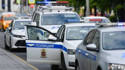 В Москве безработный избил мужчину костылем и отобрал два телефона