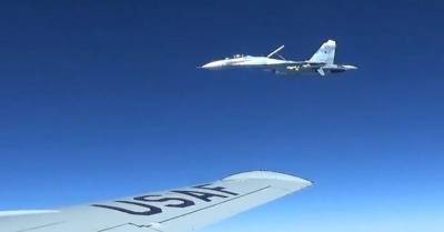 Россия подняла истребители из-за стратегического бомбардировщика США в нейтральных водах Балтики