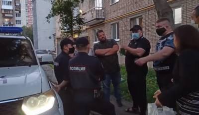 В Екатеринбурге противостояние жителей с УК вновь привело к вызову полиции