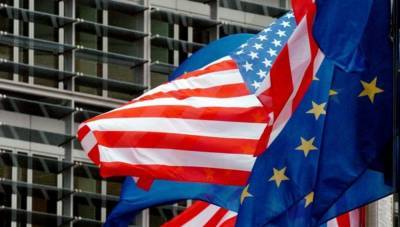 США и ЕС обещают косоварам €400 млн на восстановление экономики