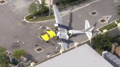 Момент фатальной авиакатастрофы в США попал на видео