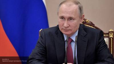Путин призвал рассмотреть возможность онлайн-обучения в новом учебном году