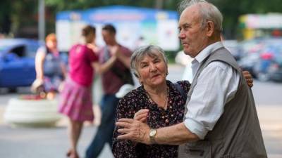 Эксперт рассказал россиянам о трех переломных моментах старения человека