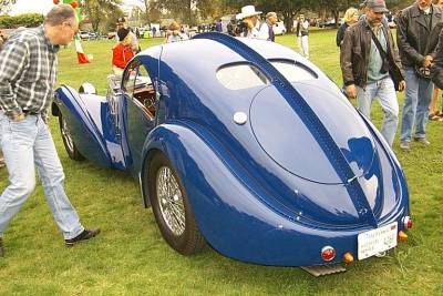 Легендарный Bugatti с 220-сильным мотором продадут с аукциона Gooding & Company