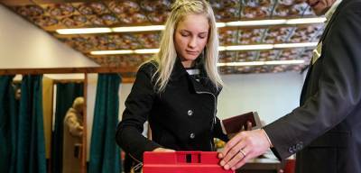 На пороге перемен: Внеочередные выборы в Рижскую думу проходят при низкой явке
