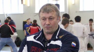 Стала известна причина смерти тренера Федора Емельяненко