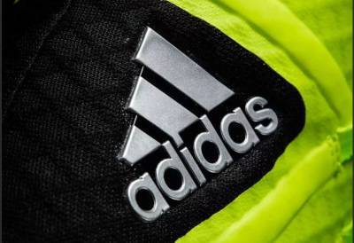 Предпринимателя из Сыктывдина судят за продажу контрафакта под маркой "Adidas"