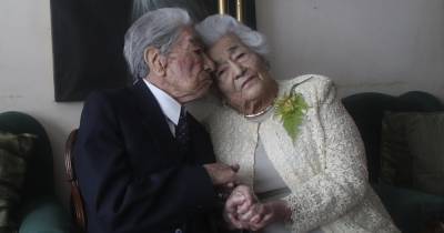 Названа самая старая супружеская пара в мире