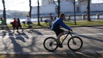 В Москве ГИБДД начала выявлять нарушителей среди мотоциклистов и велосипедистов