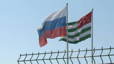 Минздрав Абхазии опасается вспышки коронавируса после открытия границы с Россией