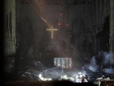 Крупнейший во Франции орган из Собора Парижской Богоматери демонтируют
