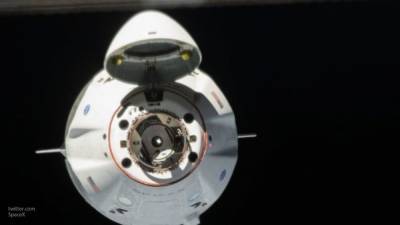 Частные лодки мешали работникам SpaceX извлекать астронавтов из Crew Dragon