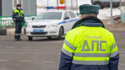 Ослепленный солнцем водитель насмерть сбил девочку в Тверской области