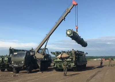 Боевые машины и оружие: на "Самбекские высоты" доставили технику для форума "Армия-2020"