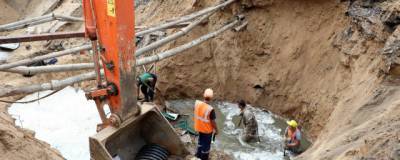 Из-за обрушения котлована при ремонте труб жители Читы остались без воды