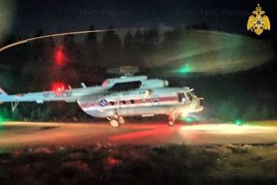 Ночью вертолет доставил в тверскую больницу ребенка