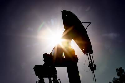 Мировые цены на нефть плавно идут вниз