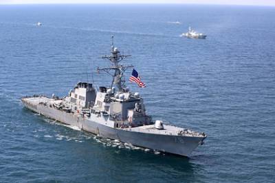 Эсминец США покинул Черное море после учений с Украиной
