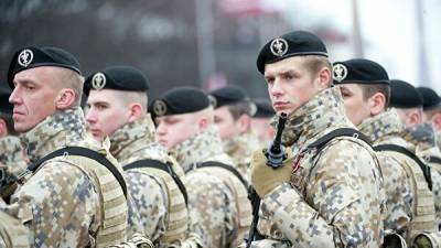 Латвийские приоритеты: школу переделают в военную базу
