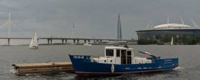 В Петербурге закрыли речной яхт-клуб на Петровской косе