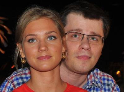 Кристина Асмус согласилась быть "подружкой невесты" на свадьбе Харламова