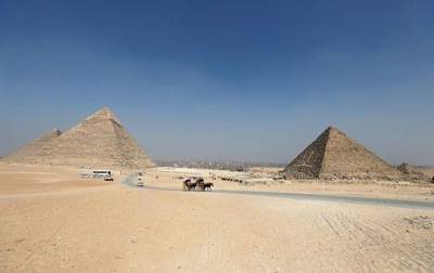 Египет пригласил Маска исследовать пирамиды Хеопса