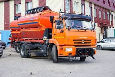 В Сыктывкаре подвоз воды населению обеспечат новые коммунальные машины "Дорожного хозяйства"