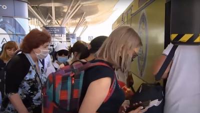 В Украине ужесточили правила работы общественного транспорта: "не более 5 человек и..."