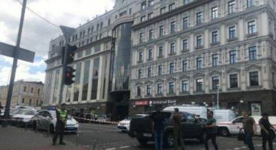 Захват банка в центре Киева: в МВД хотят мирных переговоров, в случае эскалации - повторят "полтавский сценарий"